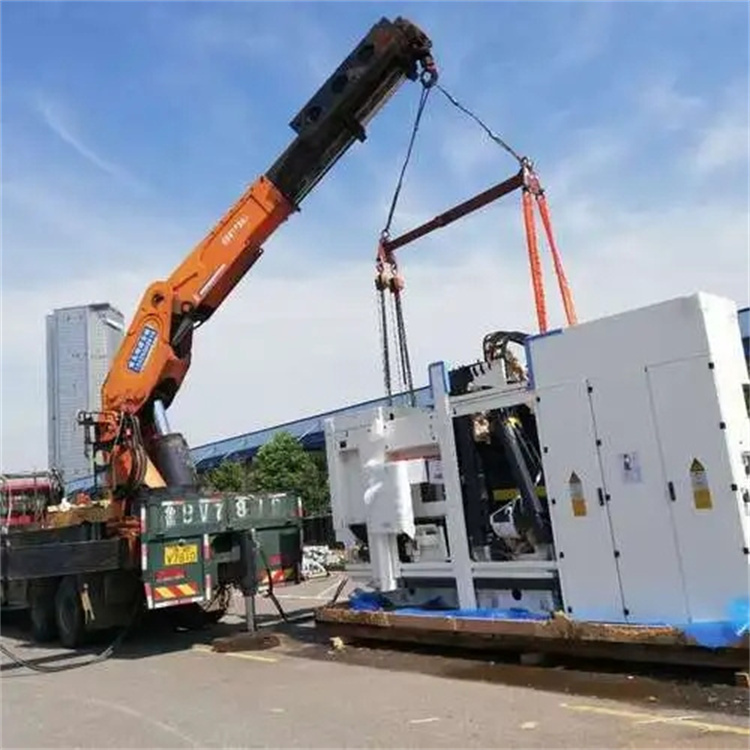 清新附近小吊车联系方式|8-16吨|本地及时服务